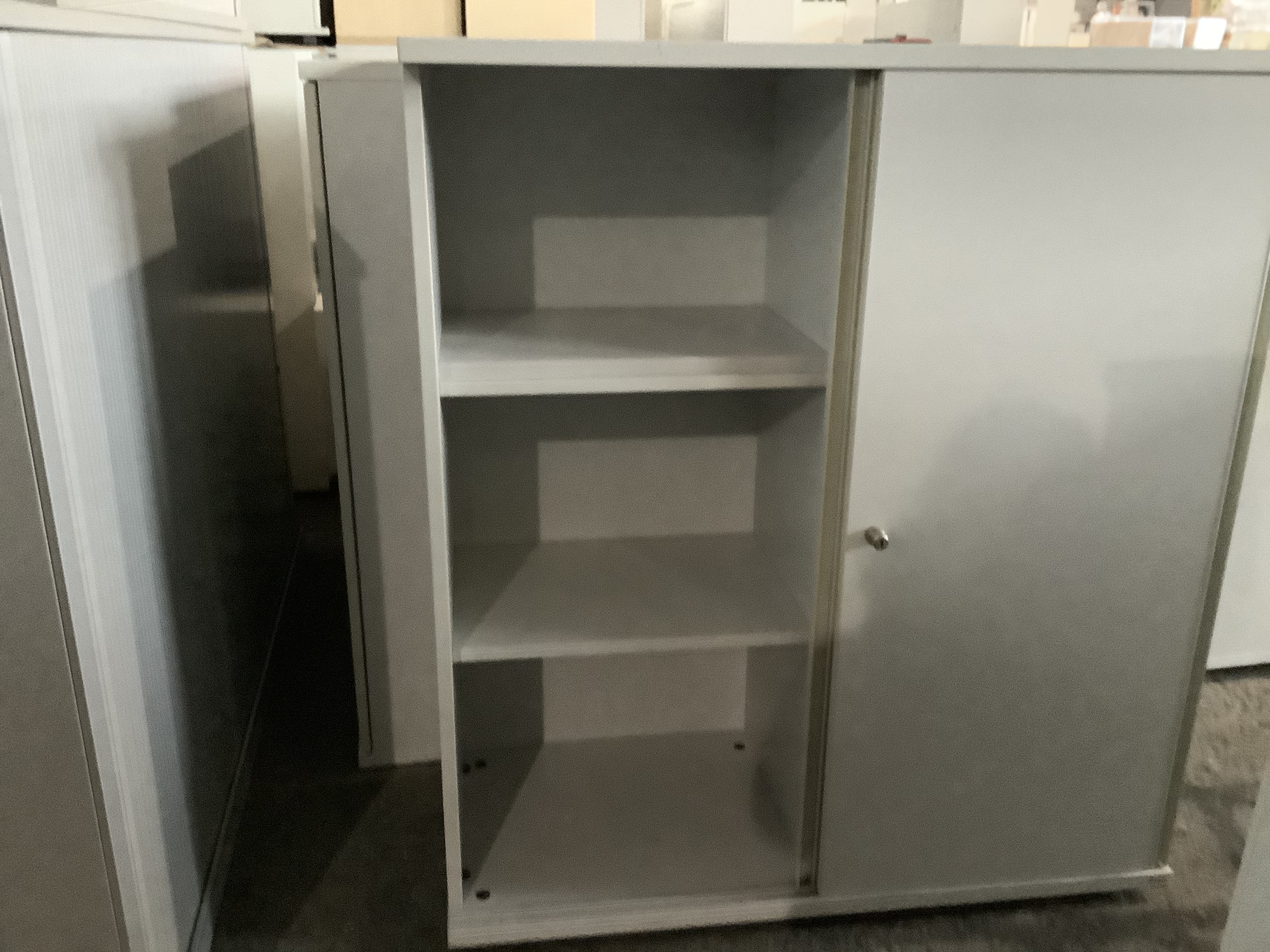 Aktenschränke & Regale / bueromoebel-outlet.at