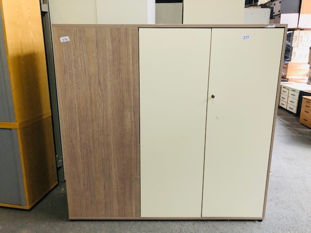 Aktenschränke & Regale / bueromoebel-outlet.at