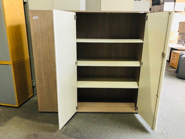 Aktenschränke & Regale / bueromoebel-outlet.at