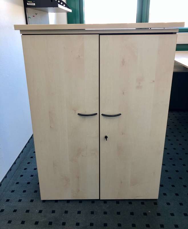 Aktenschränke & Regale / bueromoebel-outlet.at