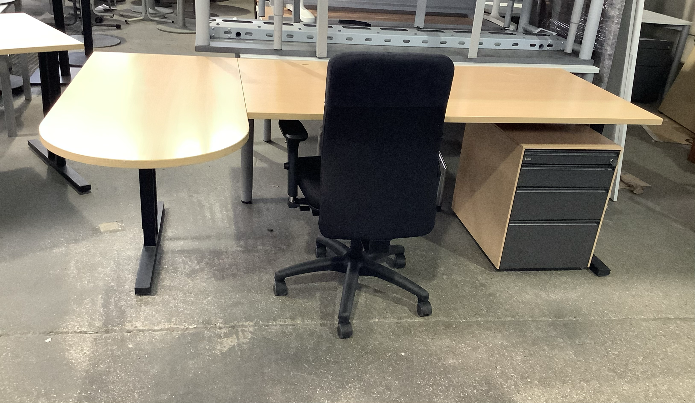 Schreibtisch Helles Holz 2021 Schreibtisch Helles Holz 2021
