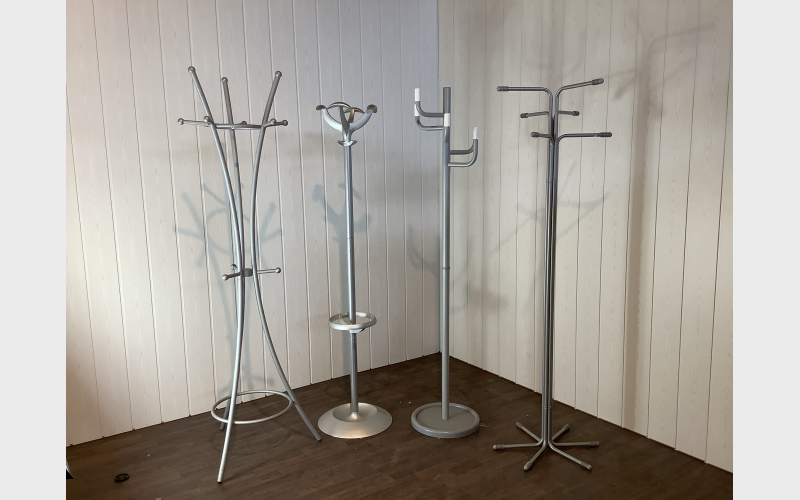 Kleiderständer verschiedene Modelle in Silber
